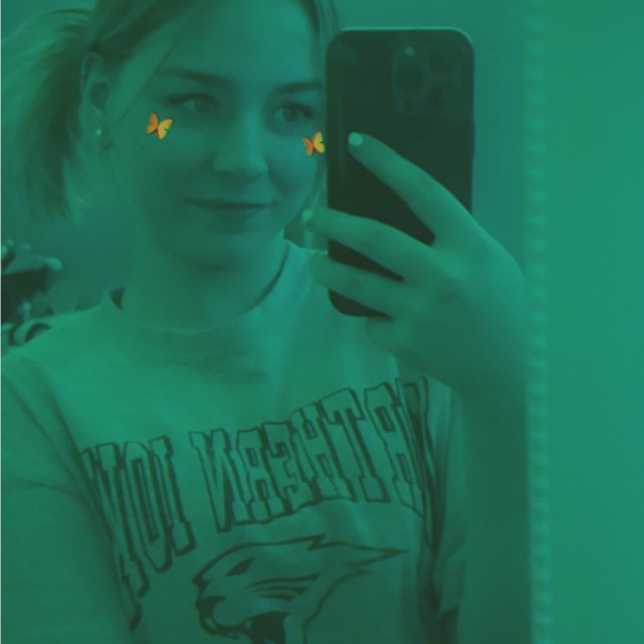 Meet your Posher, Riley - Picture 2 of 4